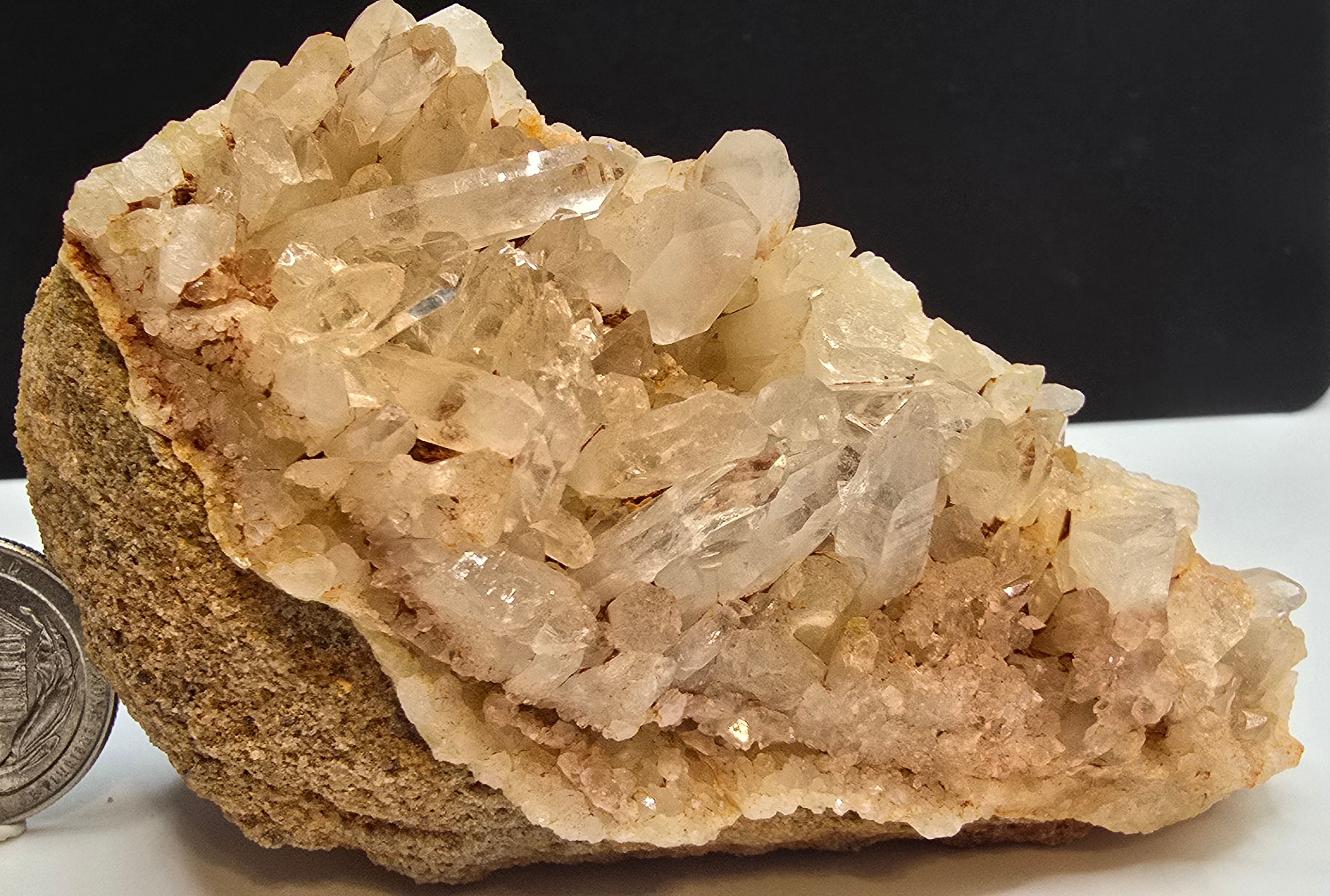 Quartz cluster